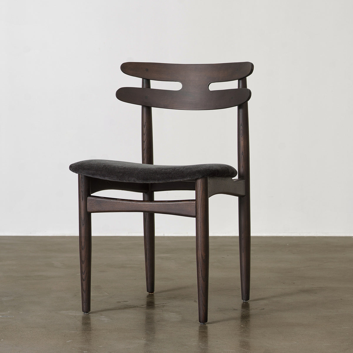Vintage Ash Wood Dining Chair with Upholstered Fabric Seat and Curved Double-Slat Backrest