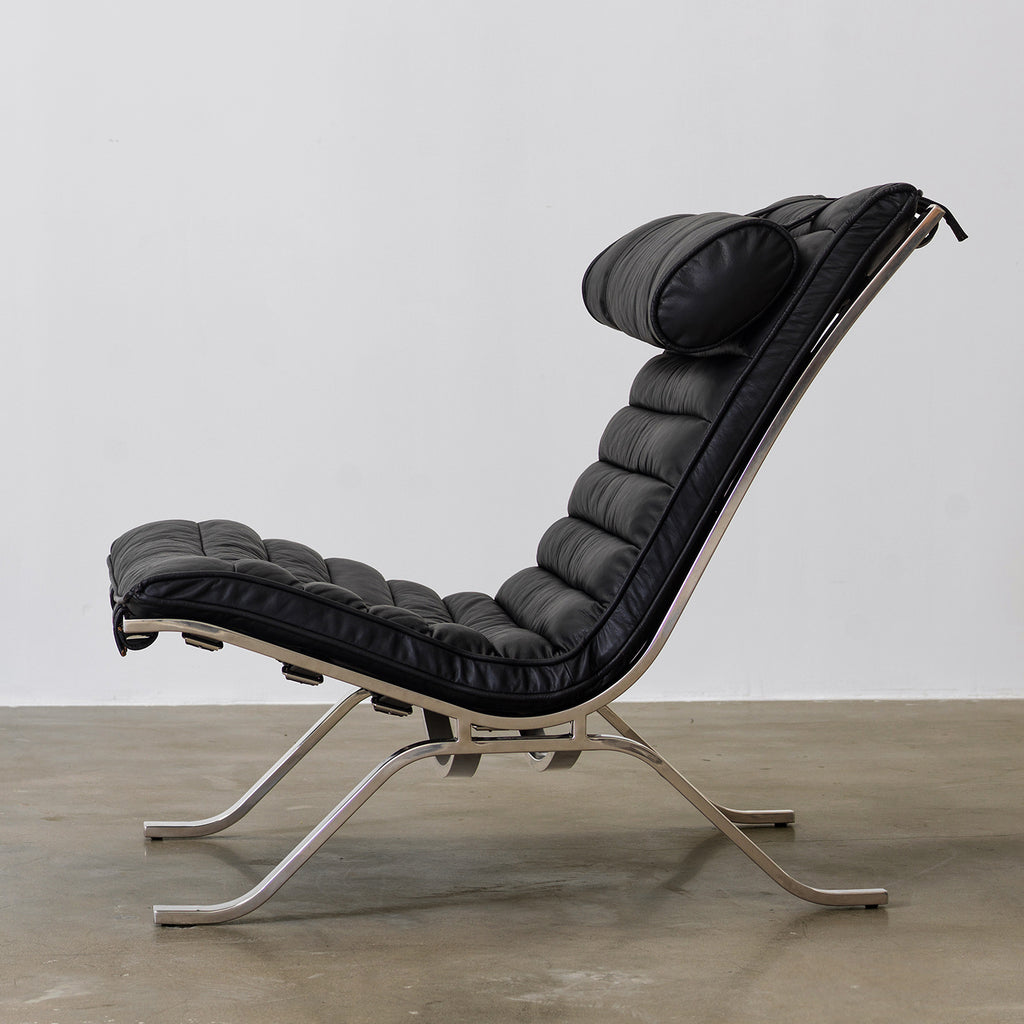 Ali Channel-Padded Lounge Chair with Bolster Headrest — Black