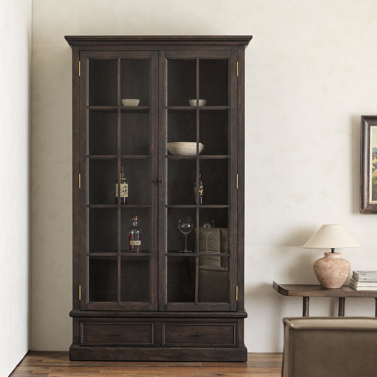 Suge Vintage Glass-Door Cabinet | Solid Red Oak Frame | Kaiwuli