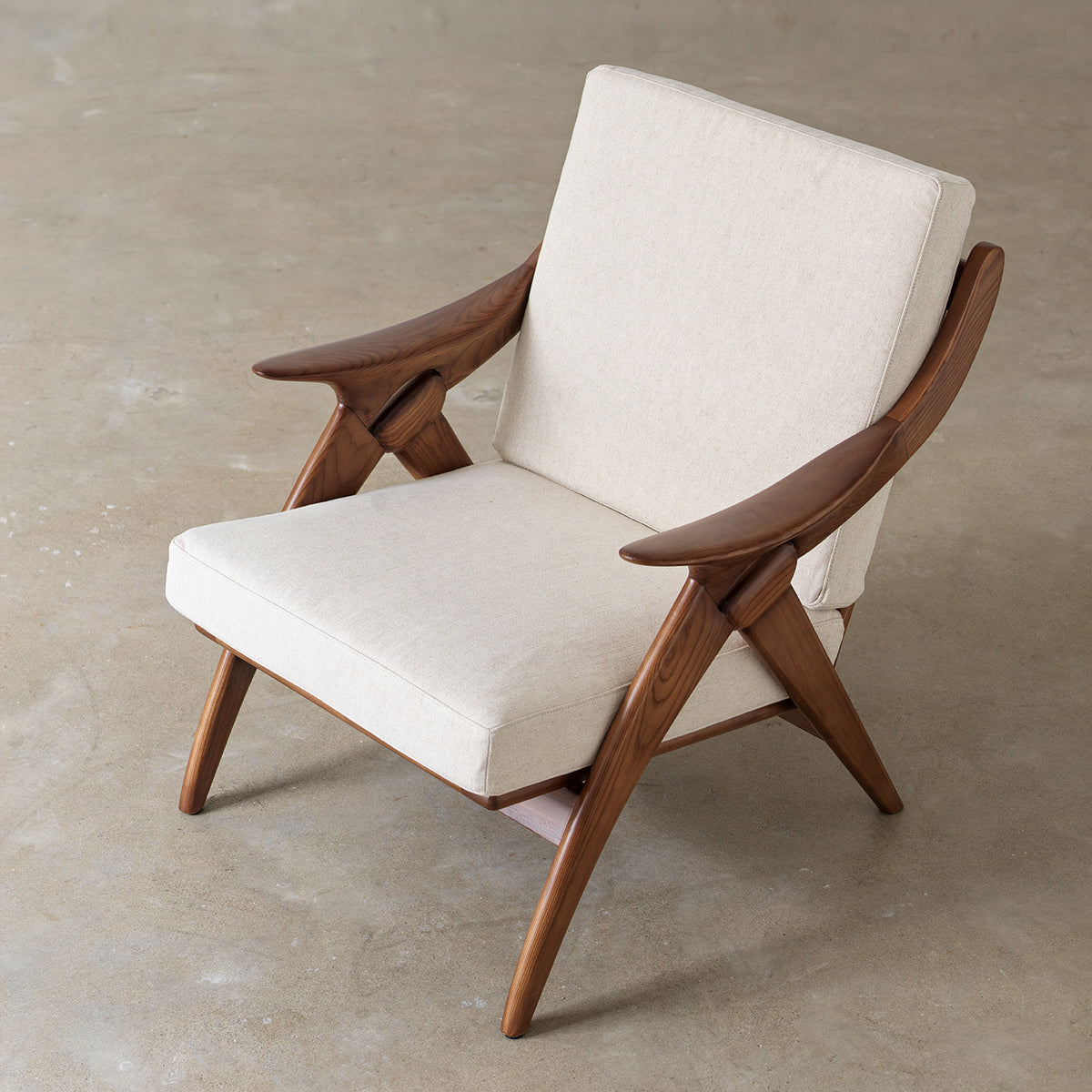 Scissor Lounge Chair with Sculptural Wood-Tone Frame — Cream