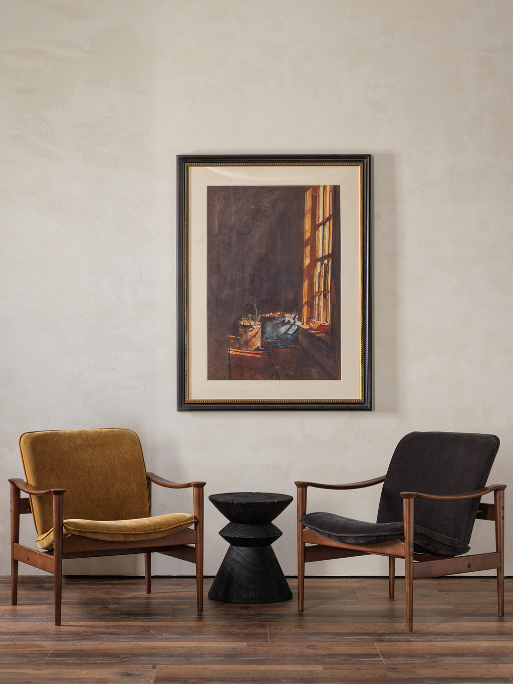 Kaiwuli Vintage Wood Lounge Chair in Caramel Brown